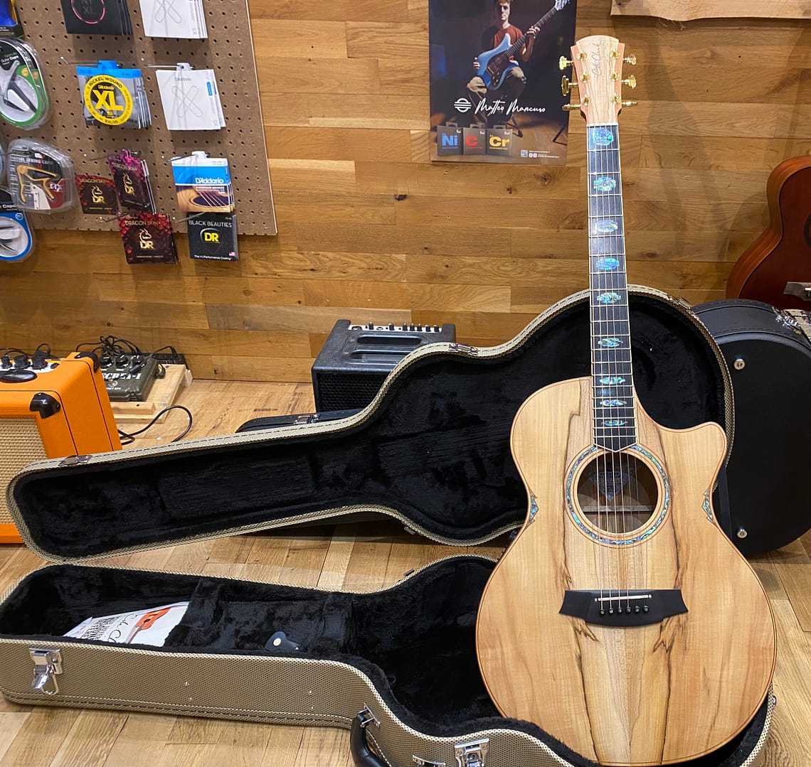 Cole Clark AN3EC-EMEM