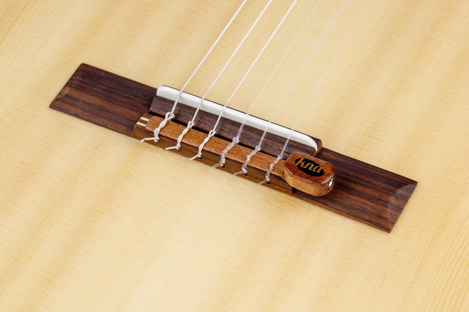 KNA NG-1 — Discrete pickup voor klassieke en flamenco gitaar