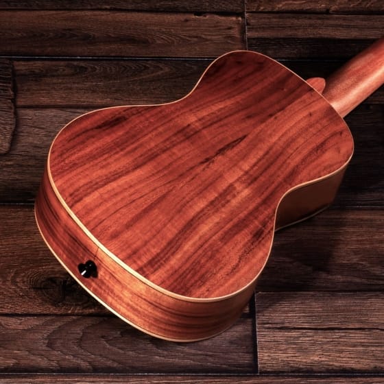 B&M concert ukulele BM 7ce - Afbeelding 2