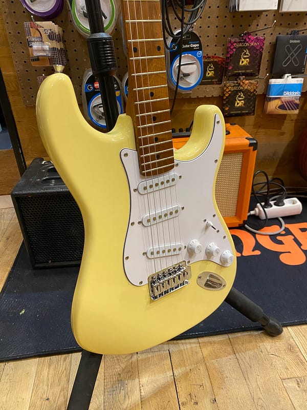 Gould Stratocaster style Vintage White - Afbeelding 5