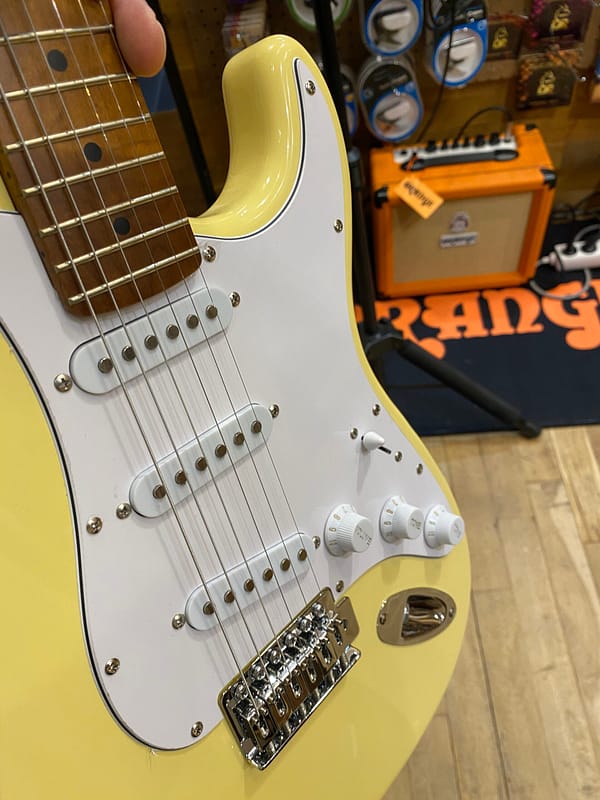 Gould Stratocaster style Vintage White - Afbeelding 2