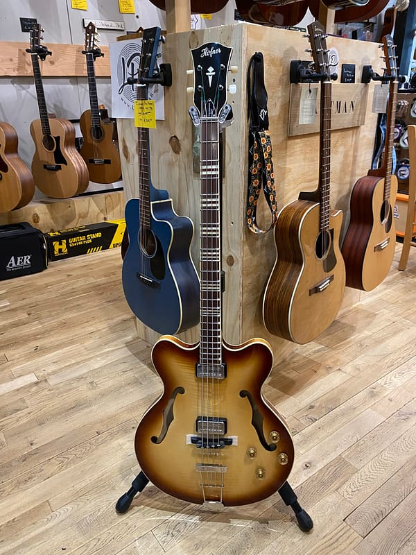 Höfner Contemporary Verythin Bass