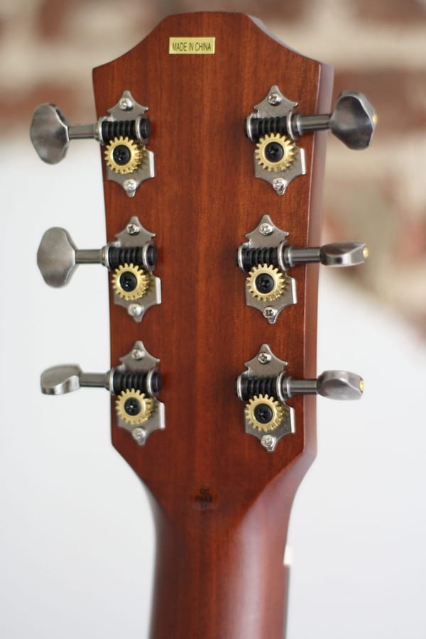 Baton Rouge X11LS/F-SCR guitar - Afbeelding 2