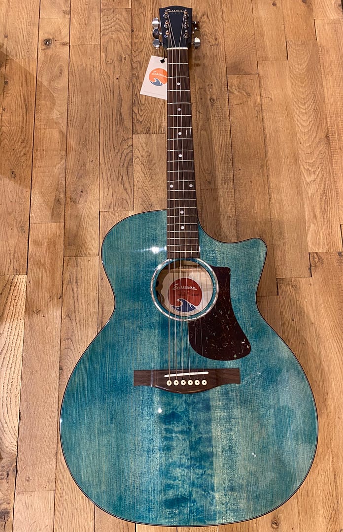 Eastman PCH3-GACE-FB — Grand Auditorium Cutaway, Faded Blue