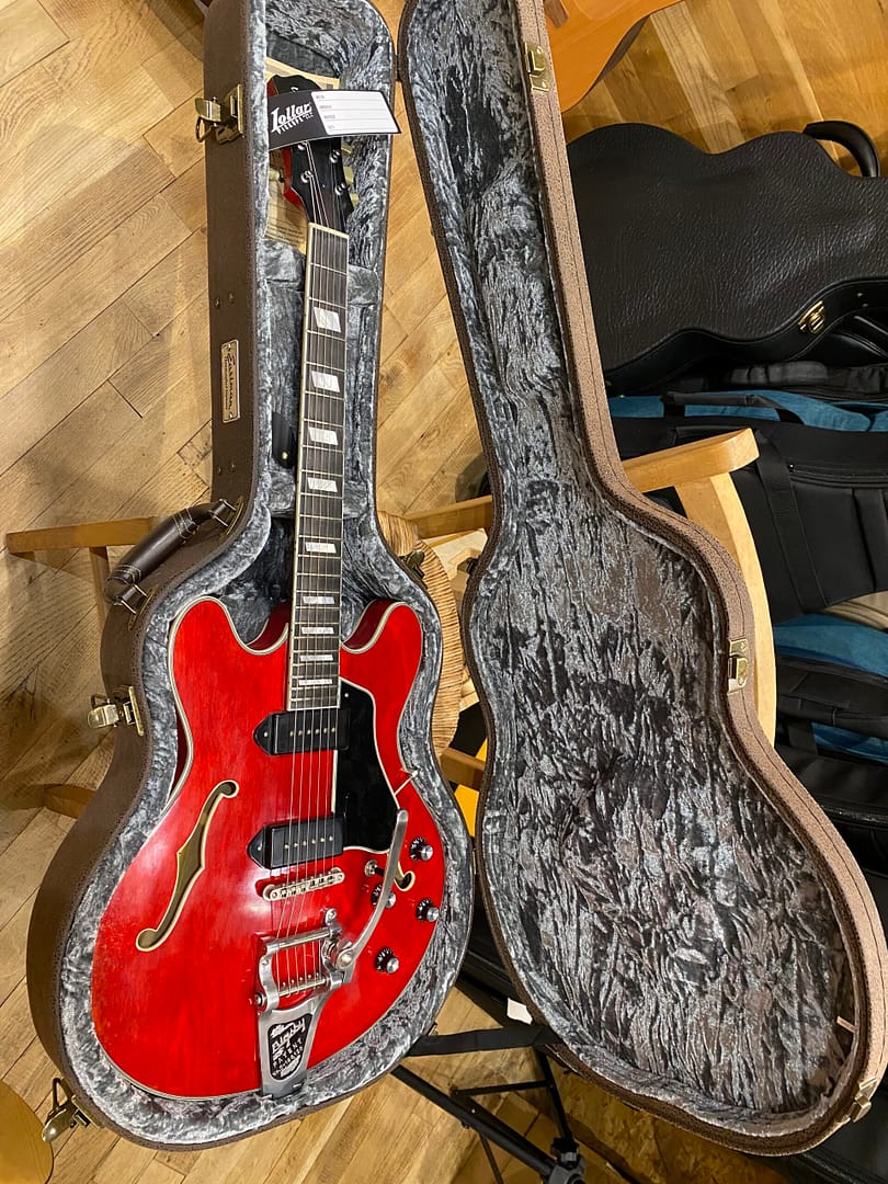 Eastman T64/V antique red met bigsby - Afbeelding 9