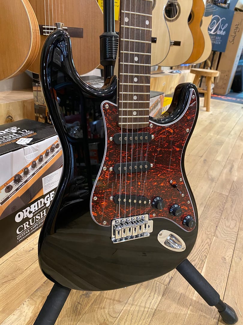 Gould GE10 Stratocaster style Black - Afbeelding 2