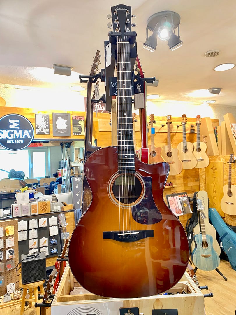 Eastman AC222CE-DLX-GB