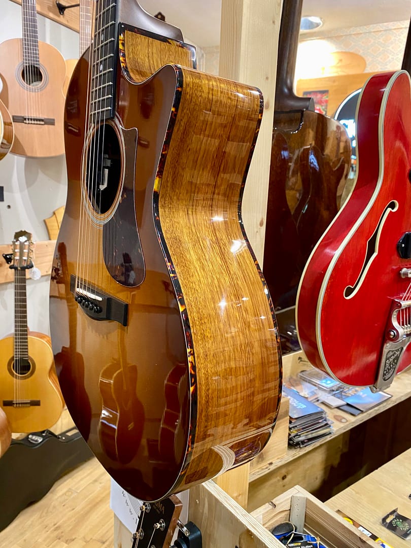 Eastman AC222-CE DLX Goldburst - Afbeelding 3