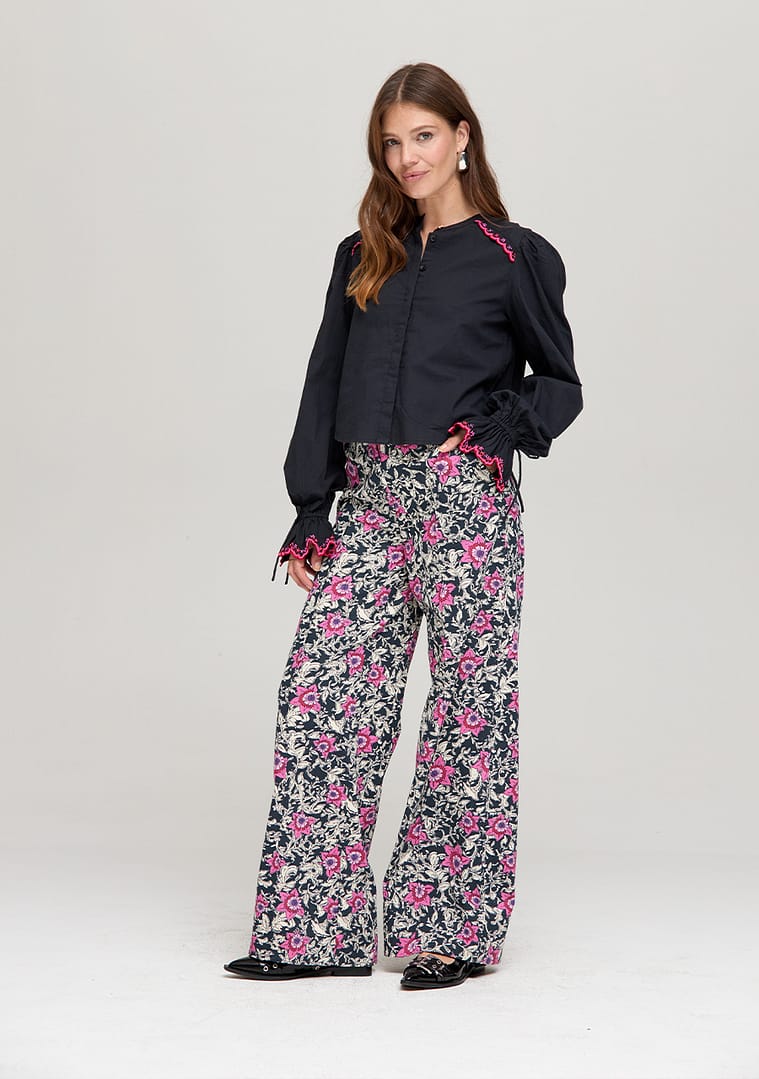 Broek Harper & Yve "Holly"
