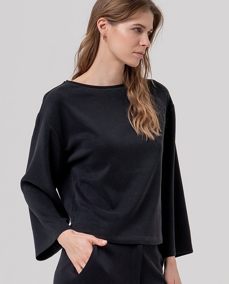 Sweater van Surkana "Black"