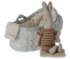 Rabbit in carry cot, Micro