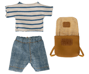 Clothes and bag for big brother mouse