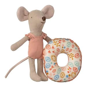 Beach mouse with float - Little sister