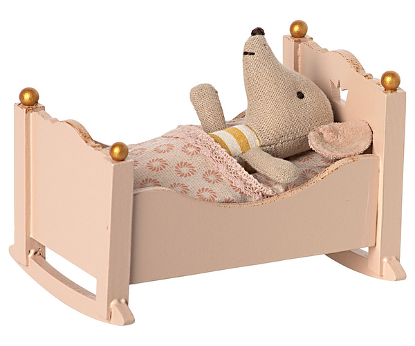 Maileg cradle baby mouse rose 2