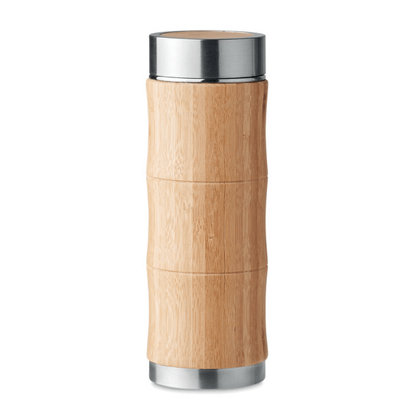 Water bottle with logo BRANCA Double wall vacuum insulated stainless steel water bottle with logo with a bamboo cover and additional tea infuser. Capacity 350 ml. Leak free. The bamboo cover gives the bottle a nice natural look that will make it stand out from all the other bottles. Bamboo is a natural product, there may be slight variations in colour and size per item, which can affect the final decoration outcome. Available color: Wood Dimensions: Ã˜6.5X20CM Height: 20 cm Diameter: 6.5 cm Volume: 1.36 cdm3 Gross Weight: 0.33 kg Net Weight: 0.323 kg Magnus Business Gifts is your partner for merchandising, gadgets or unique business gifts since 1967. Certified with Ecovadis gold!