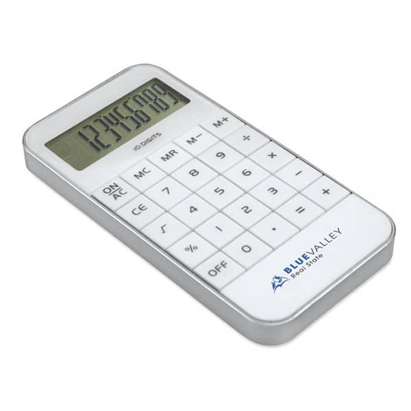 Gadget with logo Calculator 10 digit display ZACK10 Gadget with logo 10 digit calculator in ABS. 1 battery AG13 included. Depending on the surface we can use embroidery, engraving, 360° imprint or screen print.