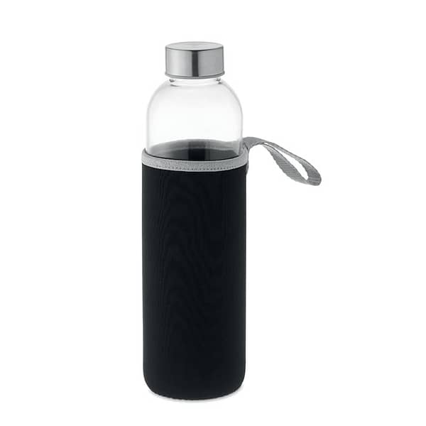 Water bottle with logo UTAH LARGE Water bottle with logo with neoprene pouch in Glass. Not suitable for carbonated drinks. Â Capacity: 750ml. Leak free. This large capacity bottle will help you stay hydrated throughout the day. The neoprene pouch makes it easy to hold and gives extra personalisation options. Available color: Black Dimensions: Ã˜6.5X25CM Height: 25 cm Diameter: 6.5 cm Volume: 1.9 cdm3 Gross Weight: 0.4 kg Net Weight: 0.336 kg Magnus Business Gifts is your partner for merchandising, gadgets or unique business gifts since 1967. Certified with Ecovadis gold!