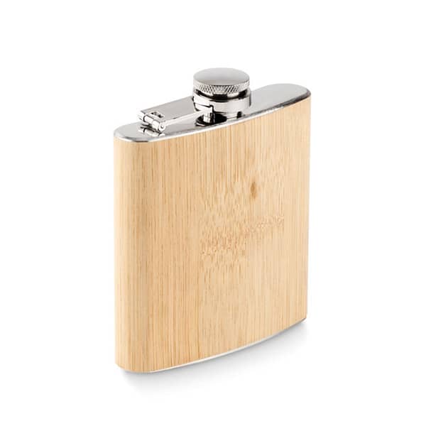Whisky accessoire with logo HIPHIP Slim hip flask in bamboo finish. Sometimes you just need a little drink to stay warm. This liquor or whiskey hip flask has a capacity of 175ml. A great gift to commemorate any special occasion. Available color: Beige Dimensions: 9X2X11CM Width: 2 cm Length: 9 cm Height: 11 cm Volume: 0.36 cdm3 Gross Weight: 0.11 kg Net Weight: 0.101 kg Magnus Business Gifts is your partner for merchandising, gadgets or unique business gifts since 1967. Certified with Ecovadis gold!