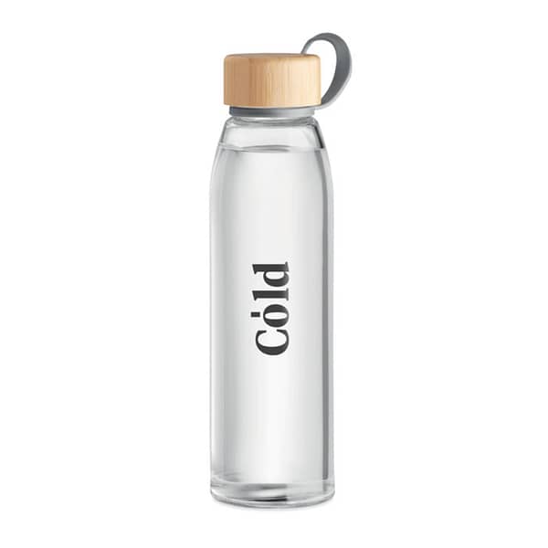 Water bottle with logo FJORD Glass bottle with logo with bamboo lid and TPU holder. Not suitable for carbonated drinks. Capacity: 500 ml. Leak free. Available color: Transparent Dimensions: Ã˜6X22.5CM Height: 22.5 cm Diameter: 6 cm Volume: 1.64 cdm3 Gross Weight: 0.409 kg Net Weight: 0.322 kg Magnus Business Gifts is your partner for merchandising, gadgets or unique business gifts since 1967. Certified with Ecovadis gold!