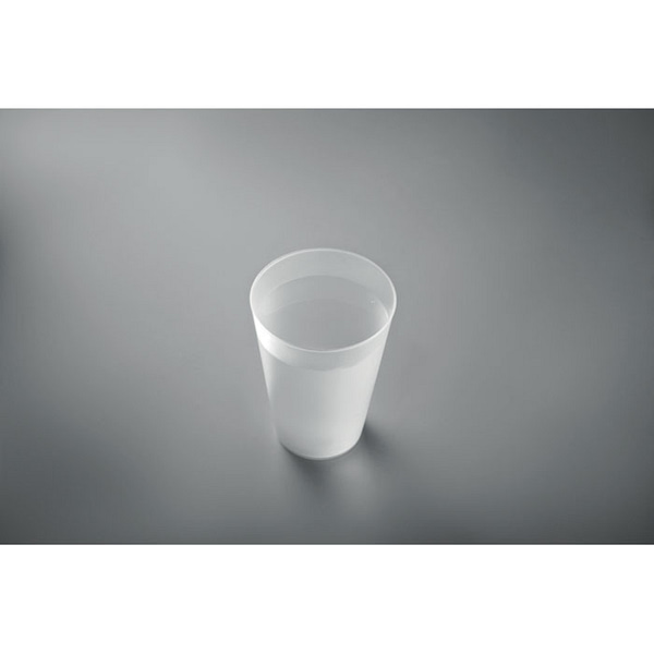 Cup with logo 300ml FESTA LARGE Reusable PP cup with logo with frosted finish. Capacity: 300 ml. Using reusable drinkware is a sustainable choice to help preventunnecessary waste. With throw away plastics becoming less popular, these reusable cups are the perfect solution to any event, party and festival. Available color: Transparent White, White, Black Dimensions: Ø7.5X10.5CM Height: 10.5 cm Diameter: 7.5 cm Volume: 0.061 cdm3 Gross Weight: 0.017 kg Net Weight: 0.015 kg Magnus Business Gifts is your partner for merchandising, gadgets or unique business gifts since 1967. Certified with Ecovadis gold!