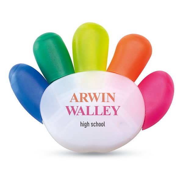 Highlighter with logo COLORE 5 color highlighter in hand shape. Large printing area. Available color: Multi color Dimensions: 9X7X1,9 CM Width: 7 cm Length: 9 cm Height: 1.9 cm Volume: 0.2 cdm3 Gross Weight: 0.042 kg Net Weight: 0.037 kg Depending on the surface we can use embroidery, engraving, 360° imprint or screen print.