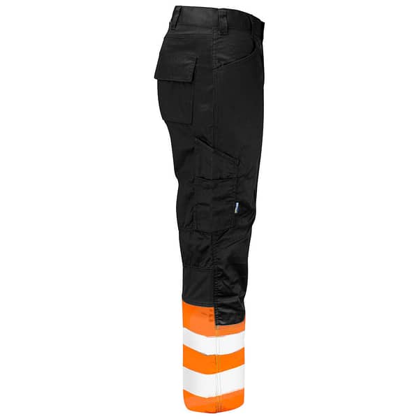 Projob Trousers with logo Trousers with great flexibility. Stretch insert in the crotch. Back pockets with flap and velcro closure Reinforced ruler pocket and spacious pockets for tools and knife button. D-ring for badge holder. Available color: Orange/ Black, Yellow/ Black, Yellow/ Navy Material 1: 65% polyester, 35% cotton - 245 g/m2 Material 2: 80% polyester, 20% cotton Material 3: 90% polyamide, 10% elastane Magnus Business Gifts is your partner for merchandising, gadgets or unique business gifts since 1967. Certified with Ecovadis gold!