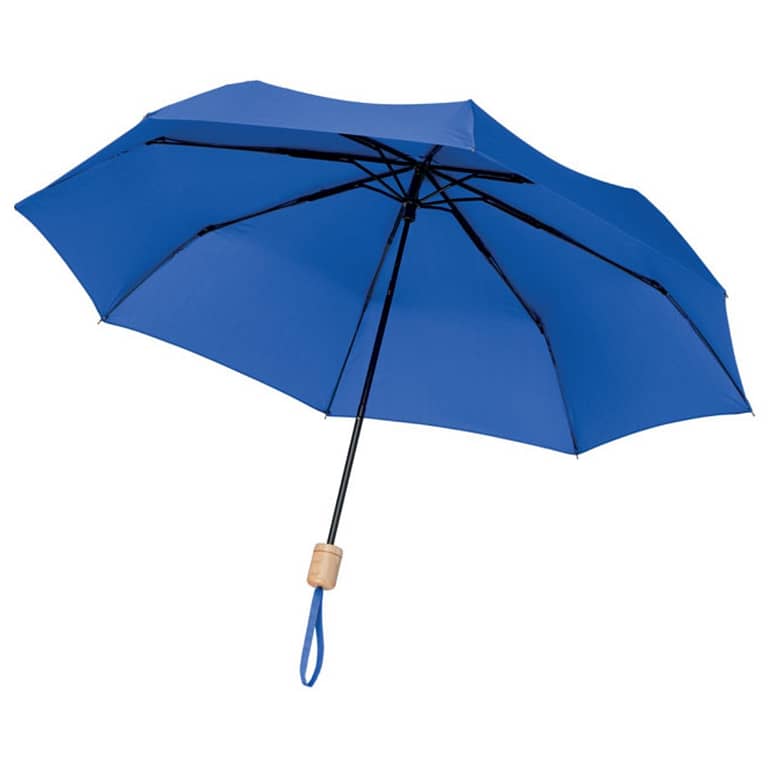 Gadget with logo umbrella TRALEE Gadget with logo foldable 21 inch umbrella, 3 sections with 190T RPET pongee fabric, black plated frame and ribs with wooden handle. Manual open and closure. Self material pouch. Available colors: Grey, Black, Blue, White, Royal Blue Dimensions: Ã˜99X51CM Height: 51 cm Diameter: 99 cm Volume: 0.695 cdm3 Gross Weight: 0.331 kg Net Weight: 0.305 kg Depending on the surface we can use embroidery, engraving, 360Â° imprint or screen print.