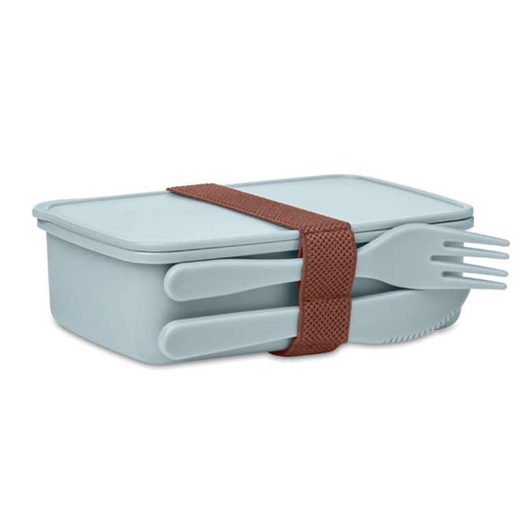 Lunchbox with logo SUNDAY Lunchbox with logo 1 compartment in PP including cutlery. Depending on the surface we can use embroidery, engraving, 360° imprint or screen print.