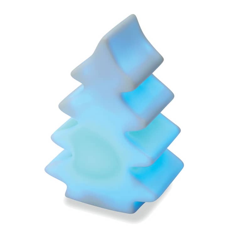 Christmas gadget Tree shaped light LUMITREE PVC LED colour changing light in tree shape. Mood lights colours: white,blue, purple, red, yellow and green. 3 LR44 batteries included. Dimensions: 10X4X7CM Width: 4 cm Length: 10 cm Height: 7 cm Volume: 0.493 cdm3 Gross Weight: 0.081 kg Net Weight: 0.058 kg Magnus Business Gifts is your partner for merchandising, gadgets or unique business gifts since 1967. Certified with Ecovadis gold!