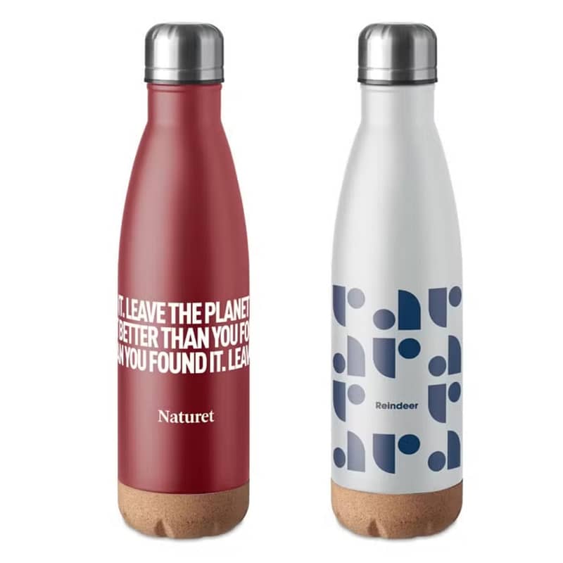 Eco gadgets water bottles A GREENER AND SMARTER CHOICE By choosing Eco gadgets printed with your logo, you can show your commitment to sustainability while also providing a useful and thoughtful gift to your clients or employees. This shows you care about your people as well as the environment. What’s more, environmentally-friendly gadgets are becoming more and more popular. So why not aim to achieve the maximum impact on your business relationships and the minimum impact on the environment with personalized Eco gadgets branded with your logo! Ask our team now what you can do with your budget.